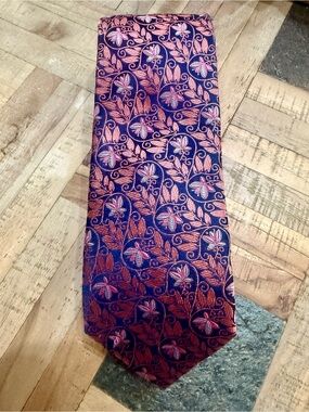 SIMON CARTER London 100% Silk Jacquard Floral Necktie - Purple and Pink Metallic
